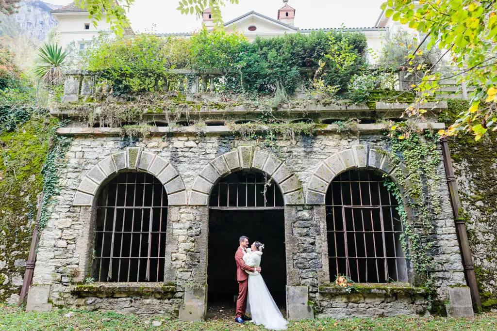 Séance couple au Château de Chaulnes, photo prise par Florian Fauvarque photographe mariage à Grenoble en Isère