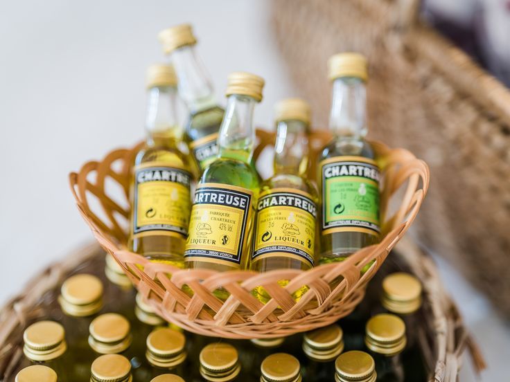 Mignonettes de chartreuse, photo prise par Florian Fauvarque photographe mariage à Grenoble en Isère
