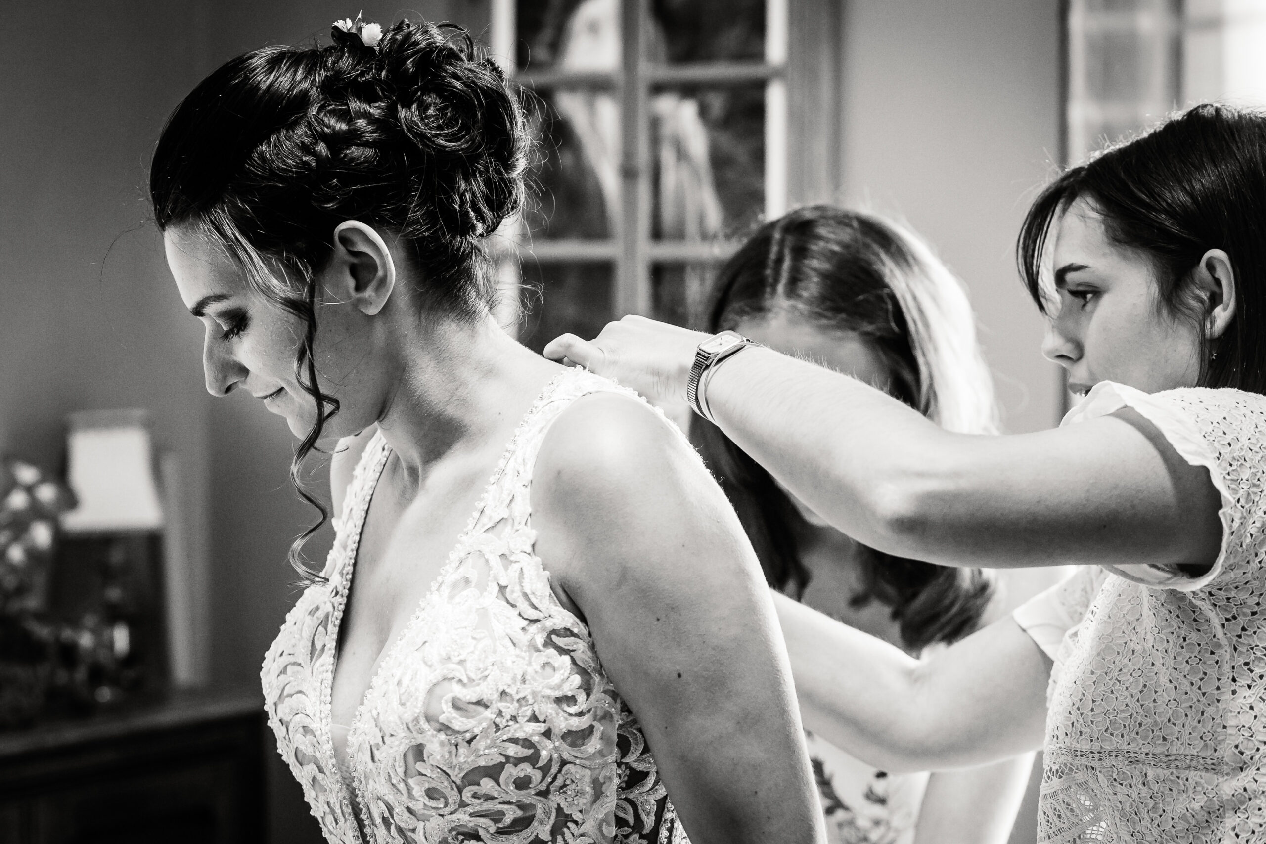 Préparatifs de la mariée, photo prise par Florian Fauvarque photographe mariage à Grenoble en Isère