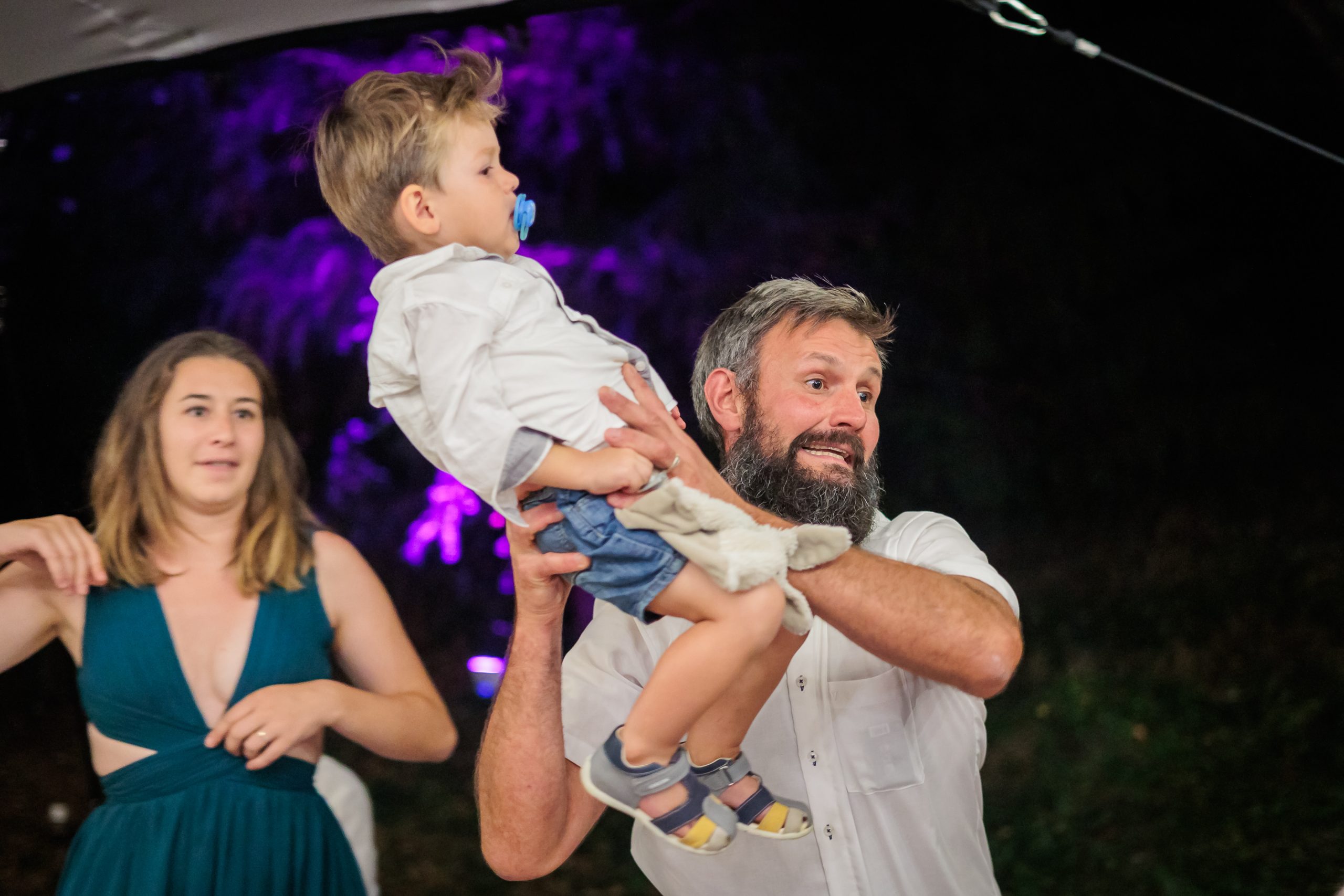 Jeu des 12 mois, photo prise par Florian Fauvarque photographe de mariage à Grenoble et en Isère