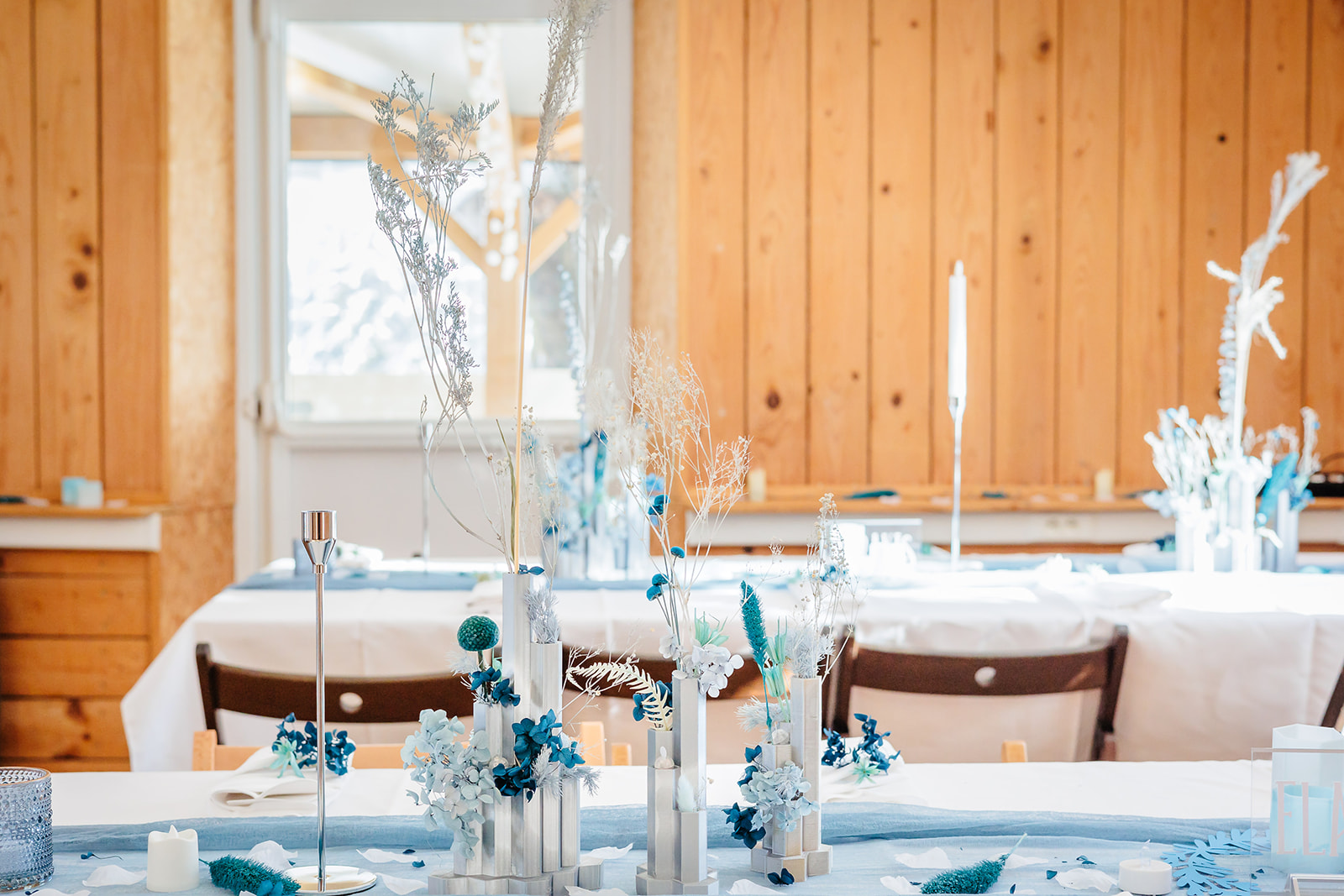 Décoration de table, photo prise par Florian Fauvarque photographe de mariage à Grenoble et en Isère