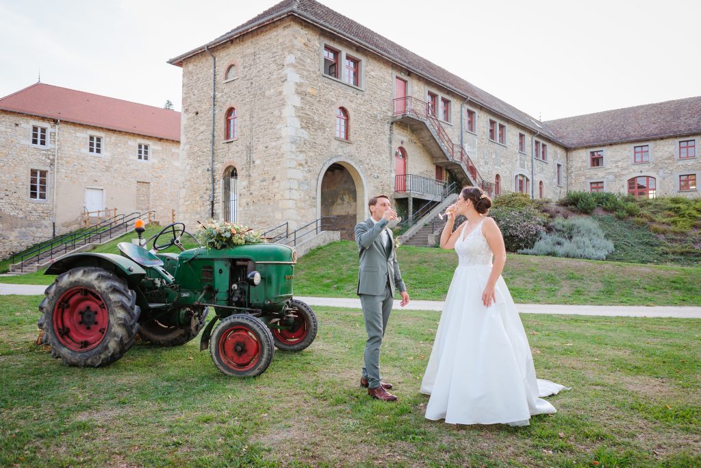Les plus beaux domaines pour se marier à Grenoble et en Isère, photo prise par Florian Fauvarque photographe de mariage à Grenoble et en Isère