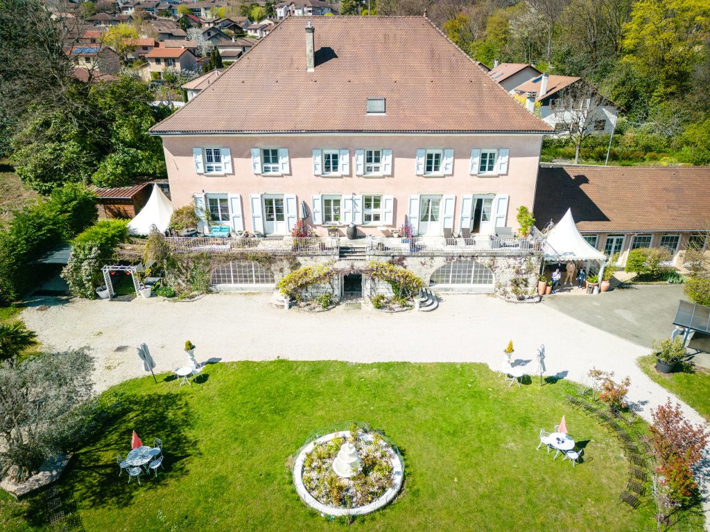 Château de la Baume, Photo prise par Florian Fauvarque, photographe de mariage écoresponsable à Grenoble en Isère.