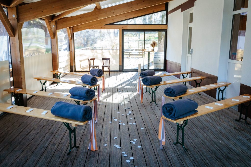 Gîte l'Essentiel, Isère. Photo prise par Florian Fauvarque, photographe de mariage écoresponsable à Grenoble en Isère.
