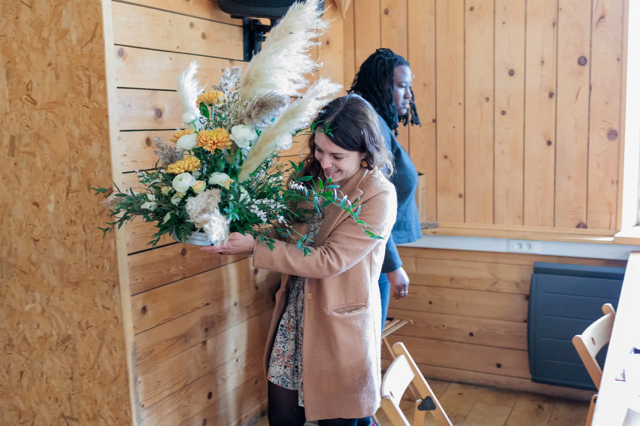 Photoshoot d'inspiration par Maxime Verpois. Photo prise par Florian Fauvarque, photographe de mariage écoresponsable en Isère à Grenoble