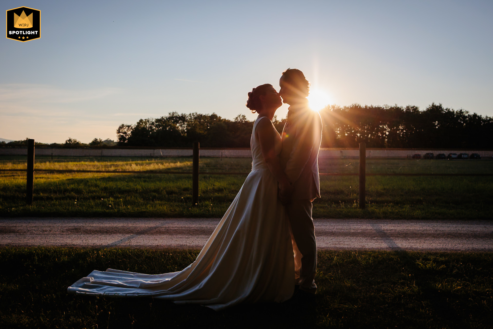 Photo récompensée par un WPJA Spotlight Award. Photo prise par Florian Fauvarque photographe de mariage écoresponsable à grenoble en Isère